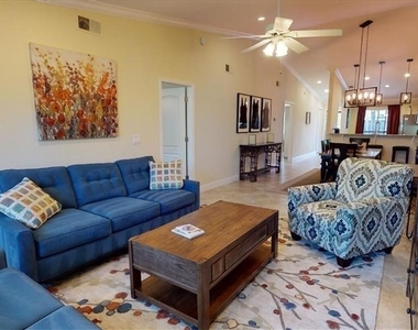 4180 Looking Glass Lane - Photo Thumbnail 9