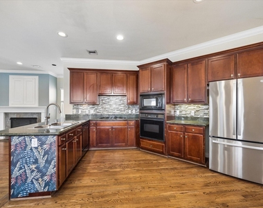 2207 Austin Street - Photo Thumbnail 16