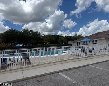 3939 Pomodoro Circle - Photo Thumbnail 11