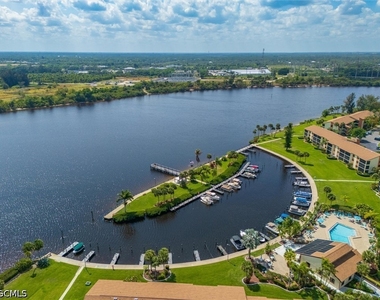 16200 Bay Pointe Boulevard - Photo Thumbnail 26
