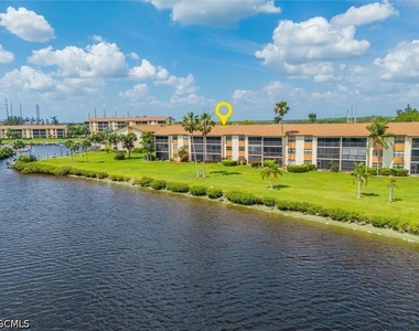 16200 Bay Pointe Boulevard - Photo Thumbnail 27