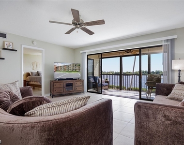 16200 Bay Pointe Boulevard - Photo Thumbnail 9
