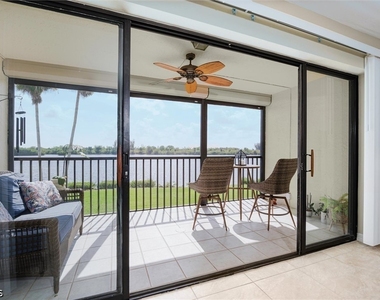 16200 Bay Pointe Boulevard - Photo Thumbnail 10
