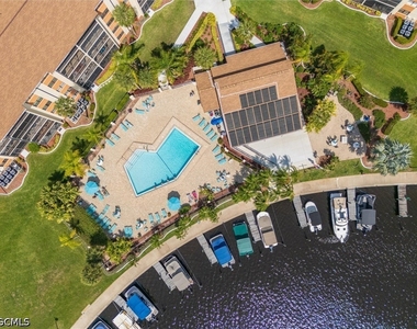 16200 Bay Pointe Boulevard - Photo Thumbnail 25
