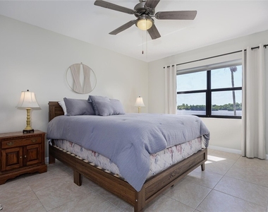 16200 Bay Pointe Boulevard - Photo Thumbnail 13