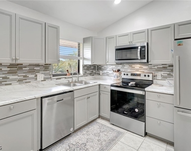 13288 White Marsh Lane - Photo Thumbnail 9