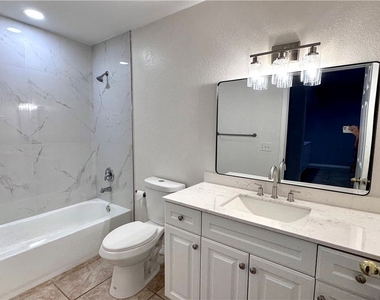 213 Se 24th Avenue - Photo Thumbnail 7
