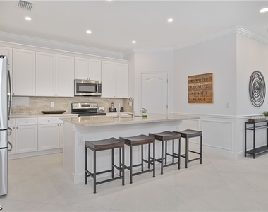 15550 Pascolo Lane - Photo Thumbnail 12