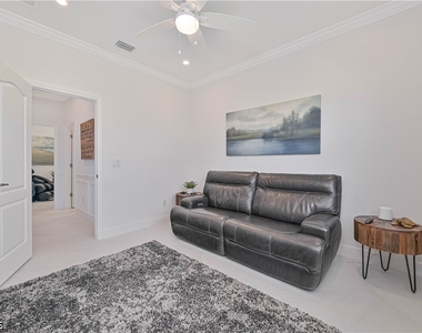 15550 Pascolo Lane - Photo Thumbnail 28