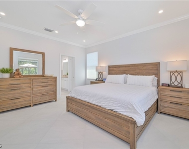 15550 Pascolo Lane - Photo Thumbnail 19