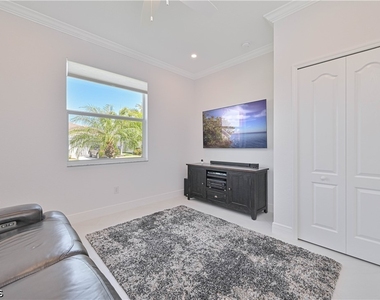 15550 Pascolo Lane - Photo Thumbnail 27