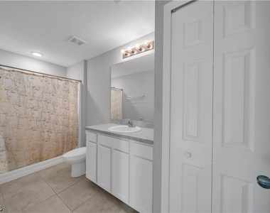 2617 53rd Street W - Photo Thumbnail 11