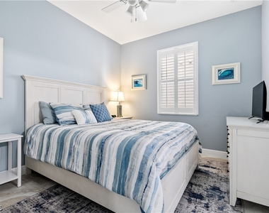 10960 Cherry Laurel Drive - Photo Thumbnail 14