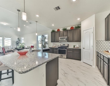 25206 Farmdale Lane - Photo Thumbnail 12