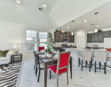 25206 Farmdale Lane - Photo Thumbnail 9