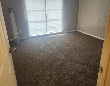 12500 Sandpiper Drive - Photo Thumbnail 13