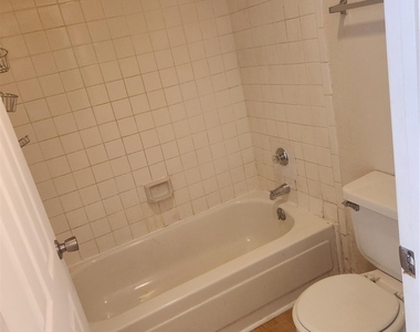 12500 Sandpiper Drive - Photo Thumbnail 11