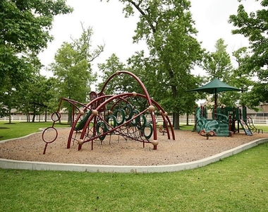 135 Deerfield Meadow Drive - Photo Thumbnail 47