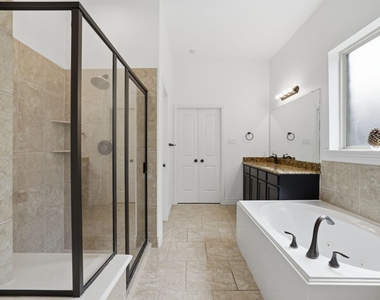 135 Deerfield Meadow Drive - Photo Thumbnail 22