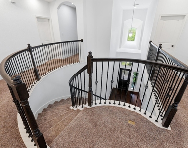135 Deerfield Meadow Drive - Photo Thumbnail 24