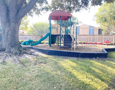 3166 Windchase Boulevard - Photo Thumbnail 18