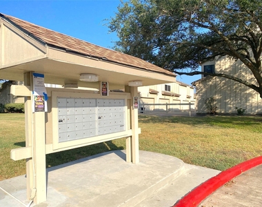 3166 Windchase Boulevard - Photo Thumbnail 19