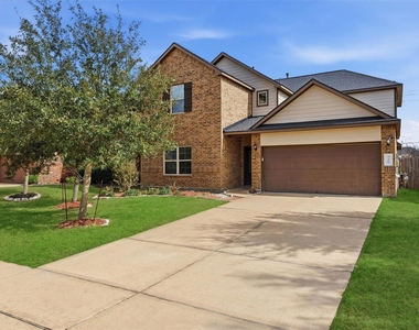 719 Longstreet Drive - Photo Thumbnail 1