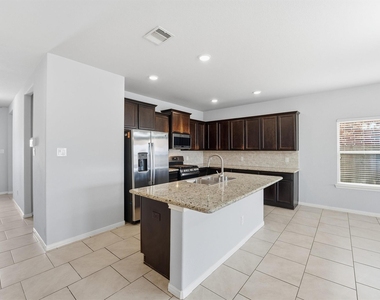 719 Longstreet Drive - Photo Thumbnail 25