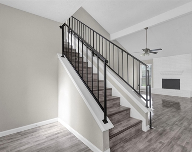 2055 Little Cedar Drive - Photo Thumbnail 6