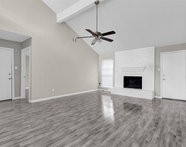 2055 Little Cedar Drive - Photo Thumbnail 12