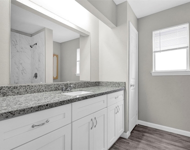 2055 Little Cedar Drive - Photo Thumbnail 7