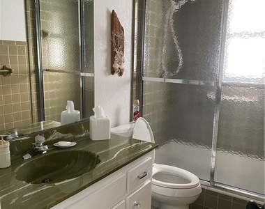 265 Palm Drive - Photo Thumbnail 8