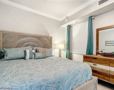 9715 Acqua Court - Photo Thumbnail 28