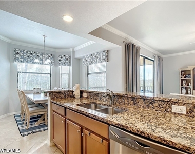 9715 Acqua Court - Photo Thumbnail 13