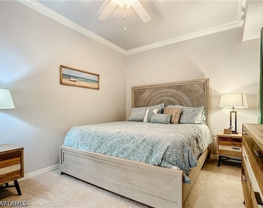 9715 Acqua Court - Photo Thumbnail 30