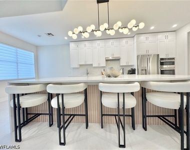 12667 Biscayne Court - Photo Thumbnail 18