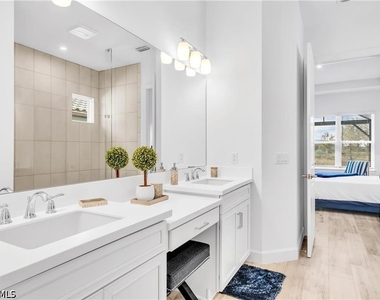 8911 Cappello Court - Photo Thumbnail 12