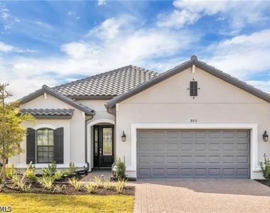 8911 Cappello Court - Photo Thumbnail 19