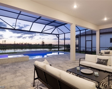 15429 Turin Drive - Photo Thumbnail 1