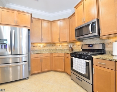 3951 Otter Bend Circle - Photo Thumbnail 11