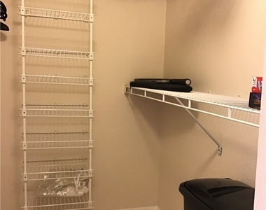440 Fox Haven Drive - Photo Thumbnail 16