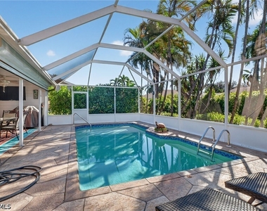 5060 Coldstream Lane - Photo Thumbnail 5