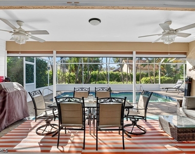 5060 Coldstream Lane - Photo Thumbnail 6