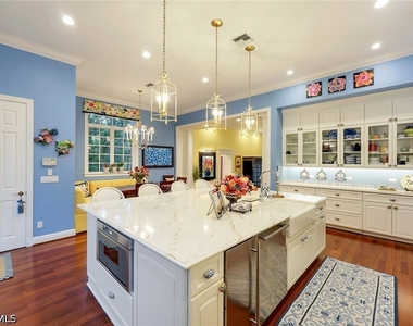27710 Marina Isle Court - Photo Thumbnail 21
