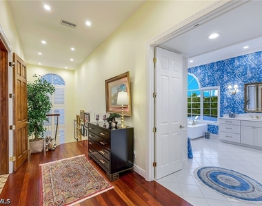 27710 Marina Isle Court - Photo Thumbnail 34