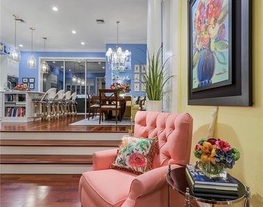 27710 Marina Isle Court - Photo Thumbnail 17