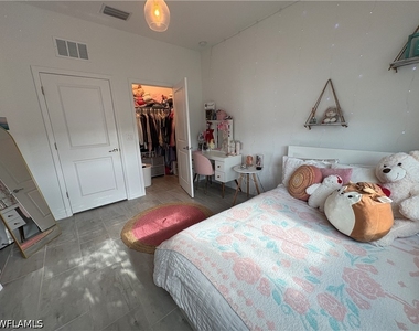 2458 Orchard Street - Photo Thumbnail 30