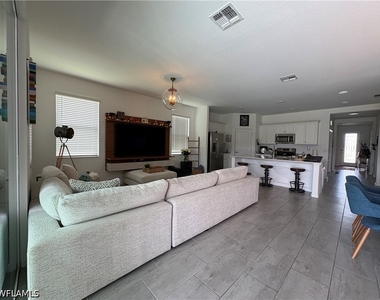 2458 Orchard Street - Photo Thumbnail 19