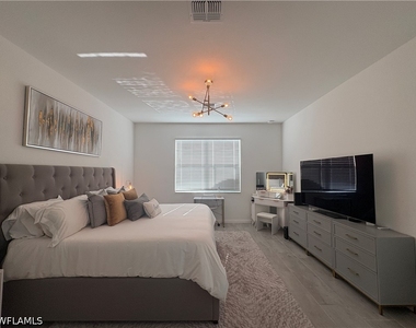 2458 Orchard Street - Photo Thumbnail 24