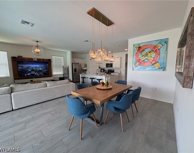2458 Orchard Street - Photo Thumbnail 21